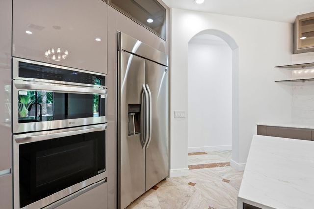 260 NE WAVECREST Court, Boca Raton, FL 33432