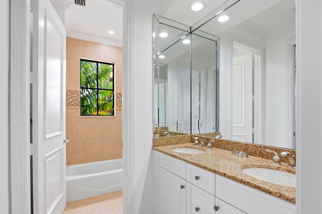 260 NE WAVECREST Court, Boca Raton, FL 33432