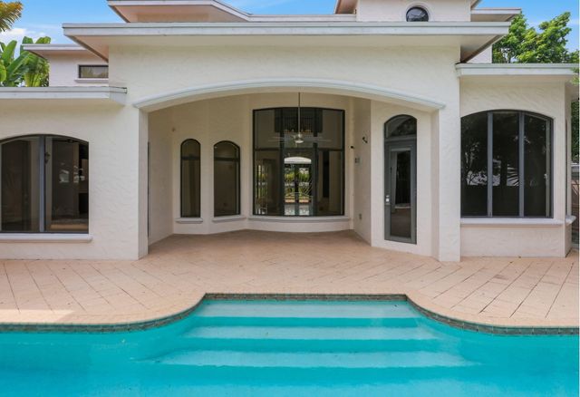 260 NE WAVECREST Court, Boca Raton, FL 33432