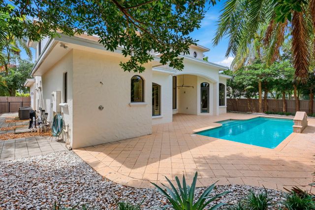 260 NE WAVECREST Court, Boca Raton, FL 33432