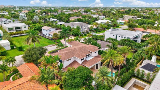 260 NE WAVECREST Court, Boca Raton, FL 33432