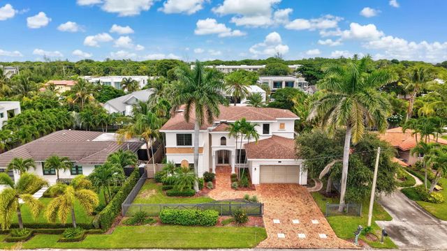 260 NE WAVECREST Court, Boca Raton, FL 33432