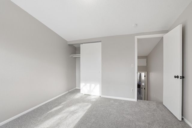 5908 83rd Parkway N, Brooklyn Park, MN 55443