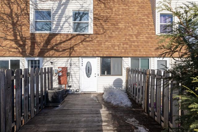 5908 83rd Parkway N, Brooklyn Park, MN 55443