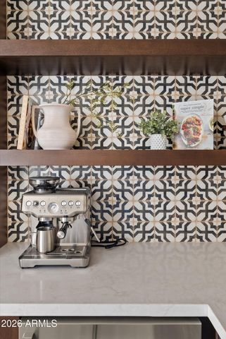 5701 E WINDROSE Drive, Scottsdale, AZ 85254