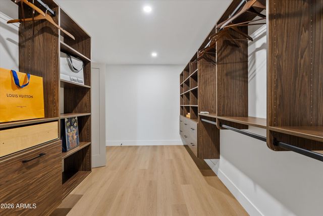 5701 E WINDROSE Drive, Scottsdale, AZ 85254