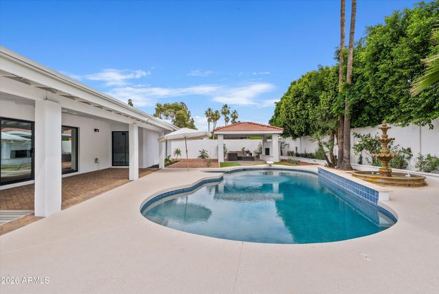 5701 E WINDROSE Drive, Scottsdale, AZ 85254