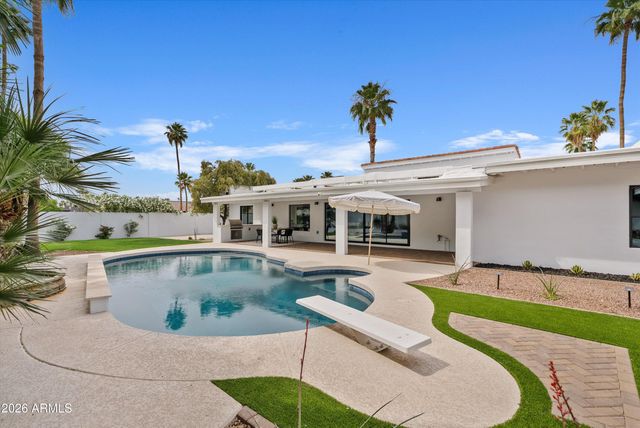 5701 E WINDROSE Drive, Scottsdale, AZ 85254