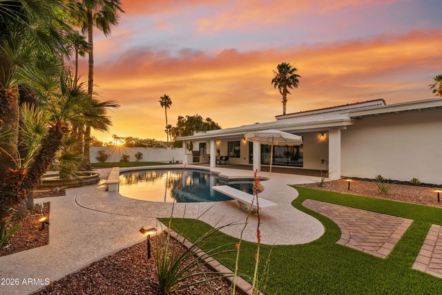 5701 E WINDROSE Drive, Scottsdale, AZ 85254