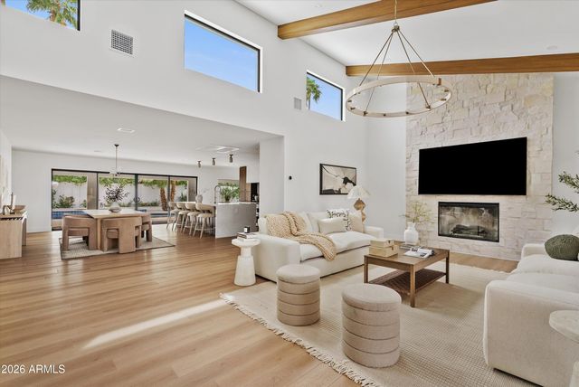 5701 E WINDROSE Drive, Scottsdale, AZ 85254