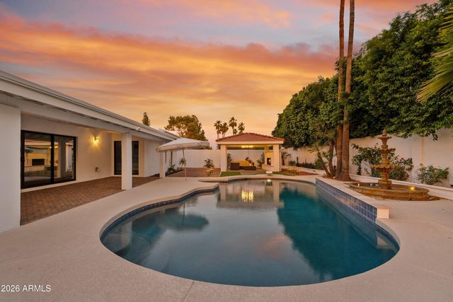 5701 E WINDROSE Drive, Scottsdale, AZ 85254