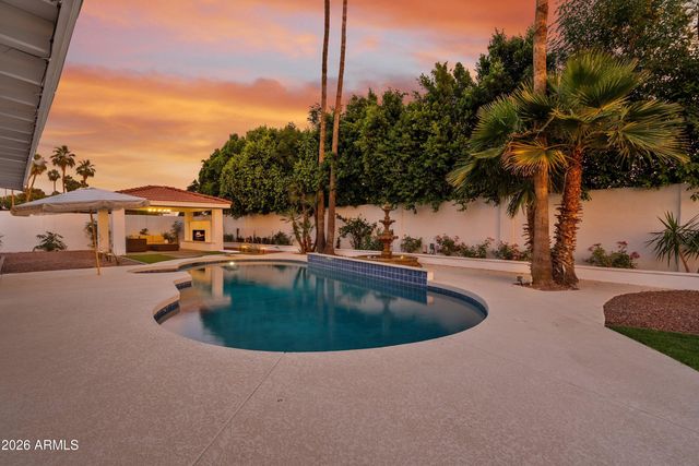 5701 E WINDROSE Drive, Scottsdale, AZ 85254