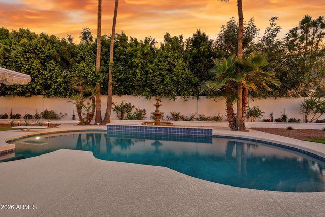 5701 E WINDROSE Drive, Scottsdale, AZ 85254