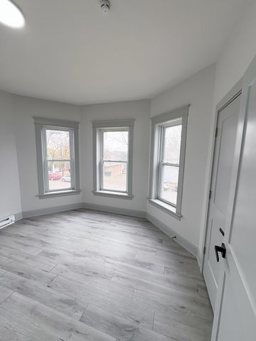 303-307 Stone Street, Joliet, IL 60435