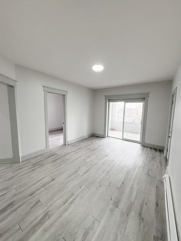 303-307 Stone Street, Joliet, IL 60435