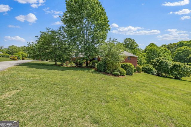 204 Windrose Meadow Lane, Clarkesville, GA 30523