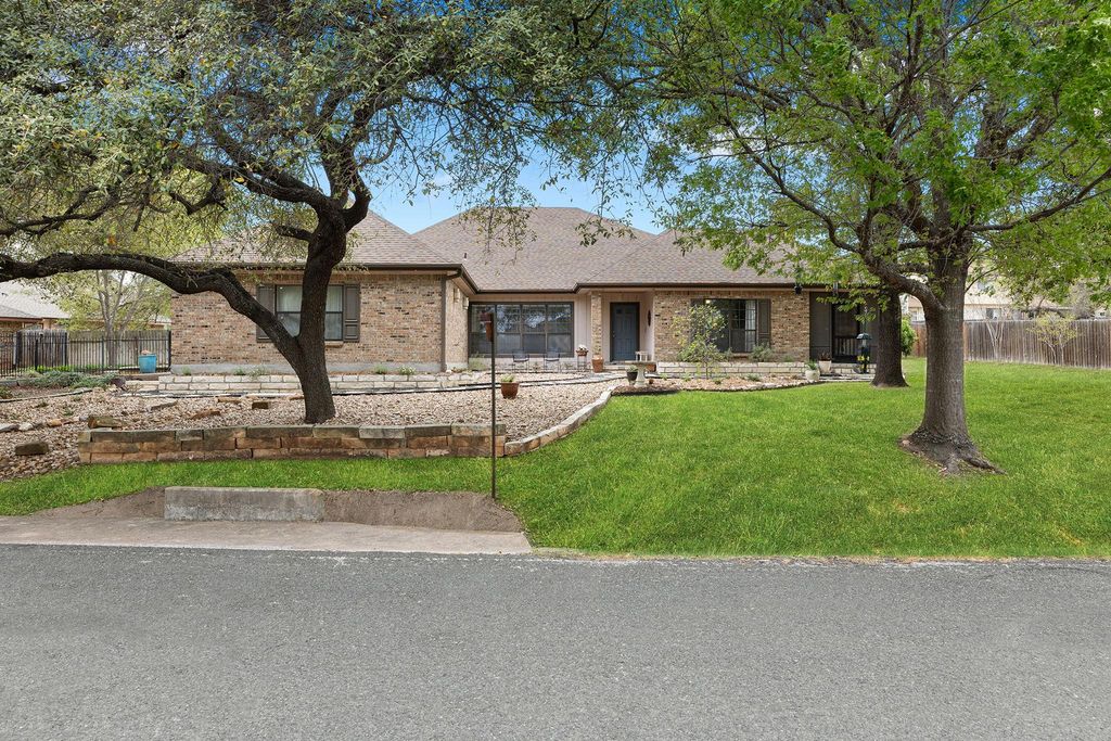 3806 Eagle WAY, Round Rock, TX 78681