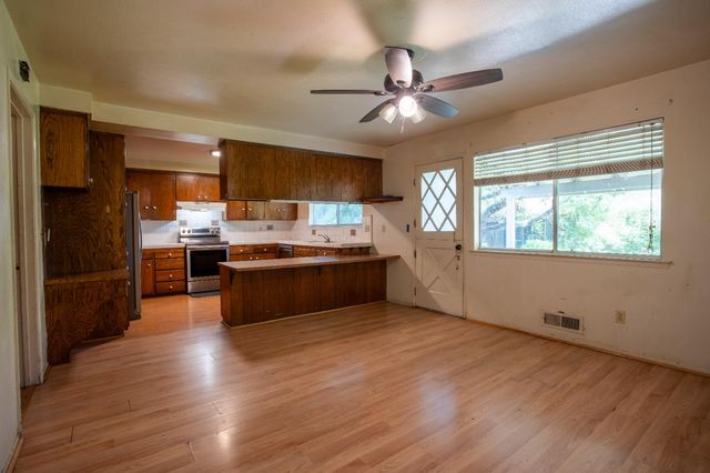 11990 Fair Oaks Blvd, Fair Oaks, CA 95628