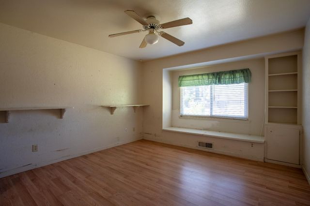 11990 Fair Oaks Blvd, Fair Oaks, CA 95628