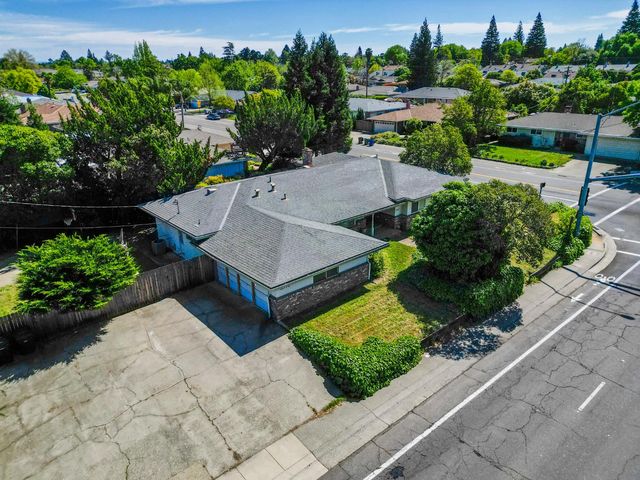 11990 Fair Oaks Blvd, Fair Oaks, CA 95628