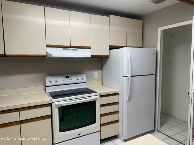 7667 N Wickham Road 1012, Melbourne, FL 32940