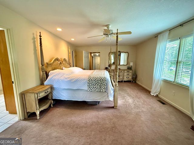 394 Roseway Circle, Summerville, GA 30747