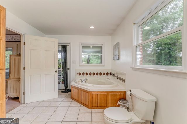 394 Roseway Circle, Summerville, GA 30747