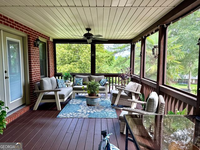 394 Roseway Circle, Summerville, GA 30747