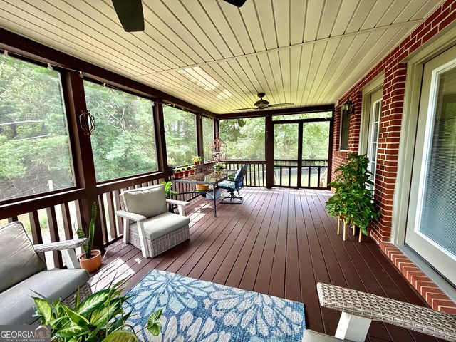 394 Roseway Circle, Summerville, GA 30747