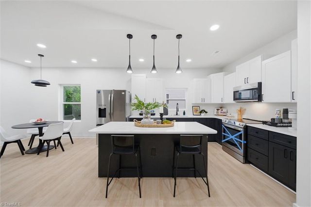 405 W Willis Avenue, High Point, NC 27260