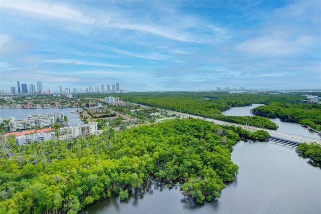 16385 Biscayne Blvd 2616, North Miami Beach, FL 33160