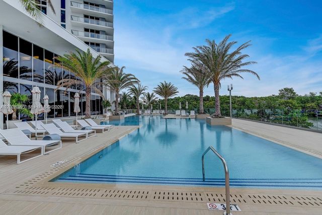 16385 Biscayne Blvd 2616, North Miami Beach, FL 33160