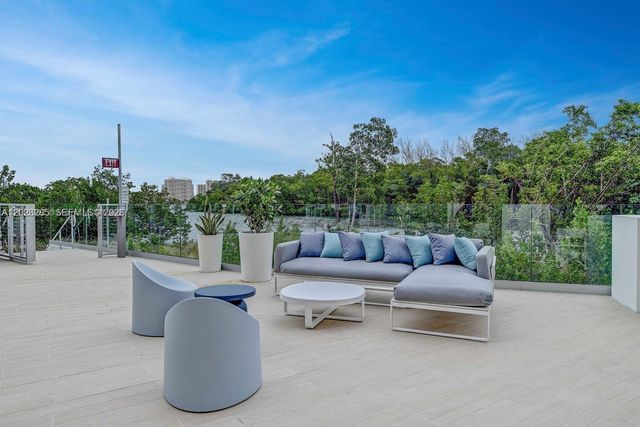 16385 Biscayne Blvd 2616, North Miami Beach, FL 33160