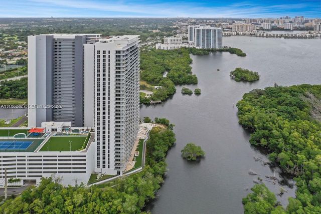16385 Biscayne Blvd 2616, North Miami Beach, FL 33160