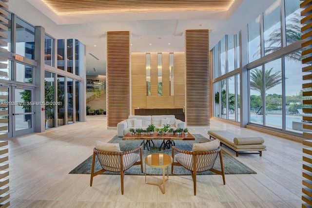 16385 Biscayne Blvd 2616, North Miami Beach, FL 33160