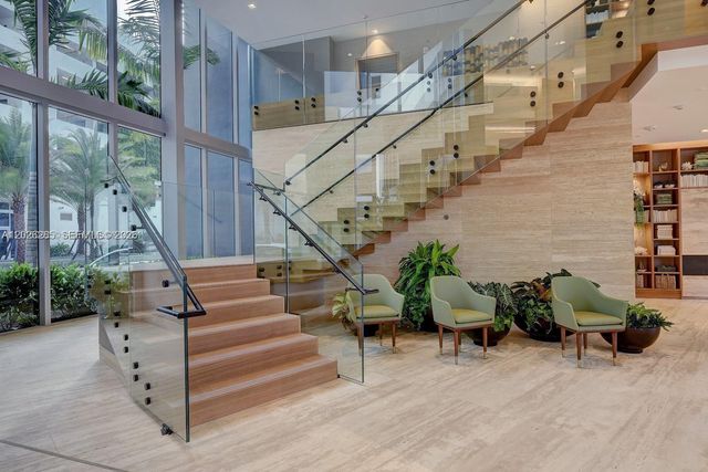 16385 Biscayne Blvd 2616, North Miami Beach, FL 33160