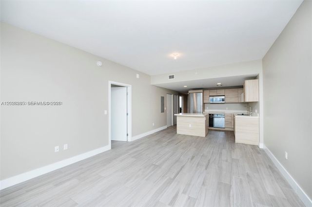16385 Biscayne Blvd 2616, North Miami Beach, FL 33160