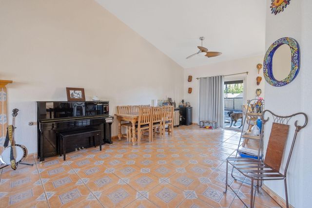 3605 E School Court, Visalia, CA 93292