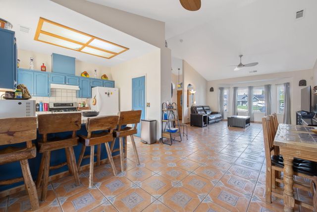 3605 E School Court, Visalia, CA 93292