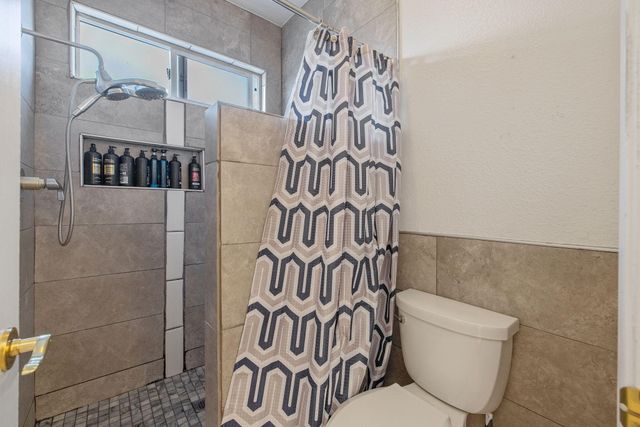 3605 E School Court, Visalia, CA 93292