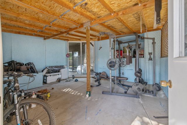 3605 E School Court, Visalia, CA 93292