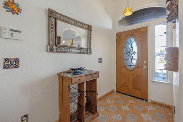 3605 E School Court, Visalia, CA 93292