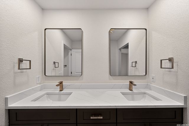 6135 WILLOWRIDGE LN, San Antonio, TX 78249