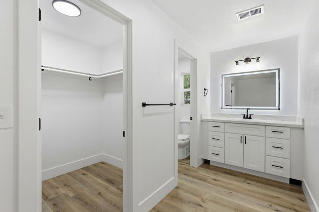 10716 Davis Rd, Stockton, CA 95209