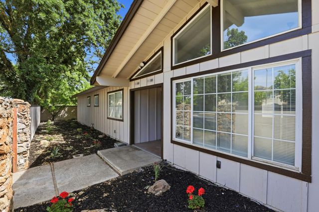 10716 Davis Rd, Stockton, CA 95209