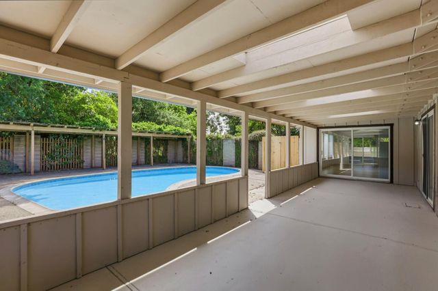 10716 Davis Rd, Stockton, CA 95209