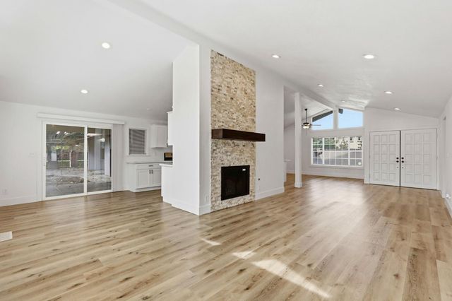 10716 Davis Rd, Stockton, CA 95209