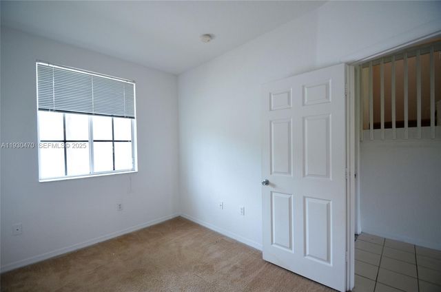 6037 SW 19th Pl 6037, North Lauderdale, FL 33068