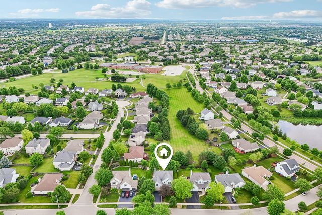 2214 Keim Drive, Aurora, IL 60503