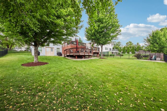 2214 Keim Drive, Aurora, IL 60503